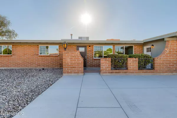 2410 S Cathy Avenue, Tucson, AZ 85710