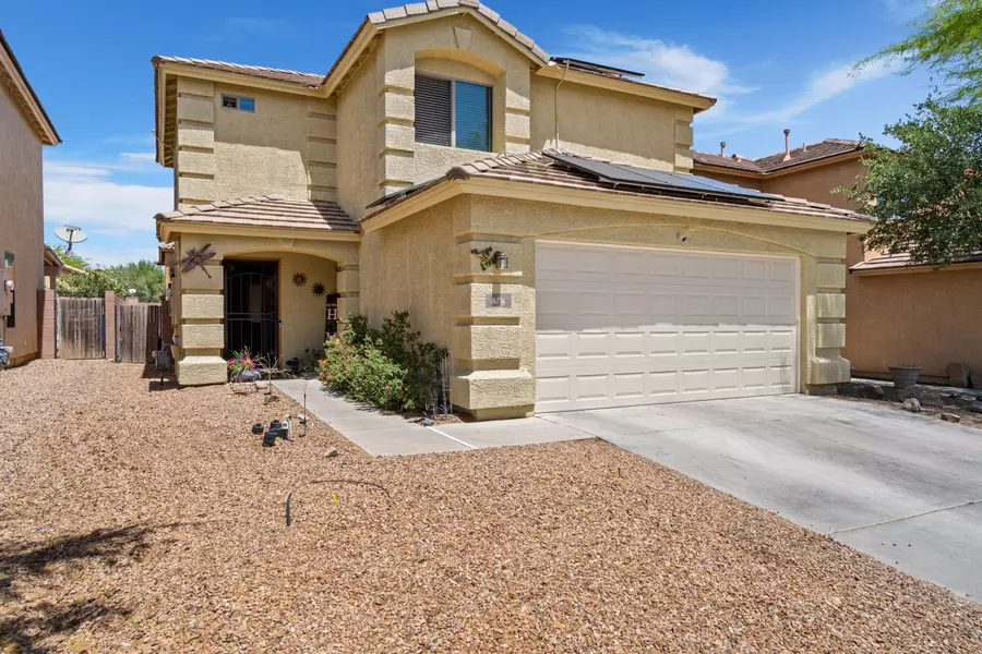 676 W Flaming Arrow Drive, Green Valley, AZ 85614