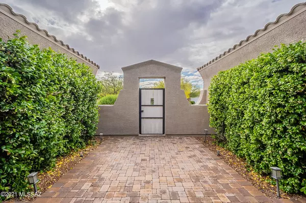 Oro Valley, AZ 85755,12656 N Piping Rock Road