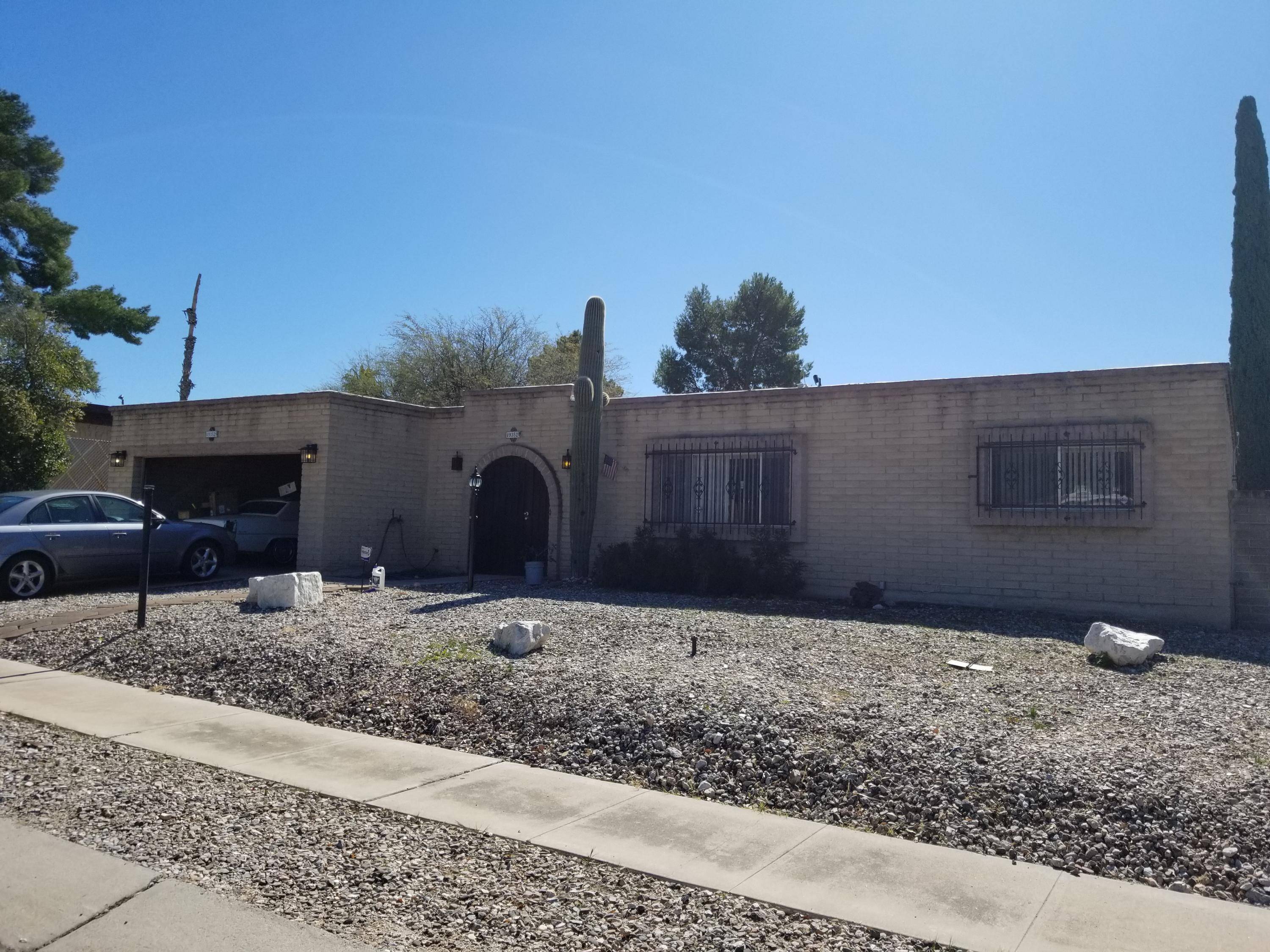9352 E Deer Trail, Tucson, AZ 85710
