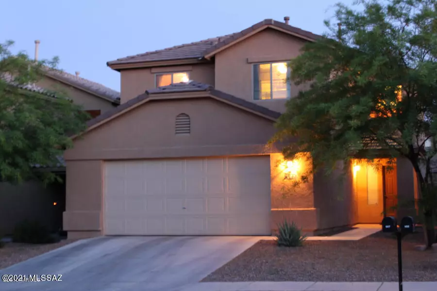 647 W Emerald Key Drive, Green Valley, AZ 85614