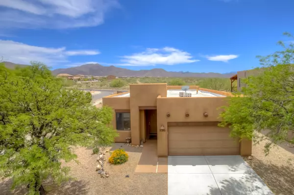 336 E Desert Haven Place, Vail, AZ 85641