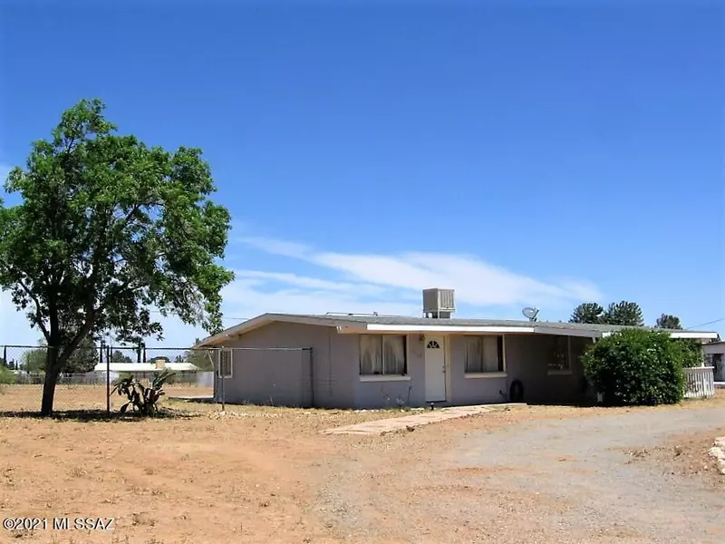 1115 E Christmas Tree Lane, Pearce, AZ 85625