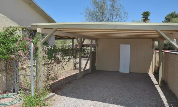 Tucson, AZ 85716,3337 E Lee Street