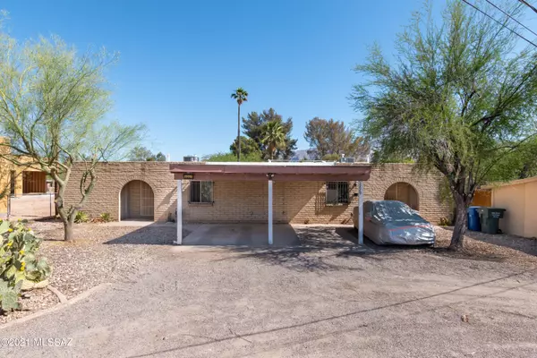 3227 E Kleindale Road, Tucson, AZ 85716