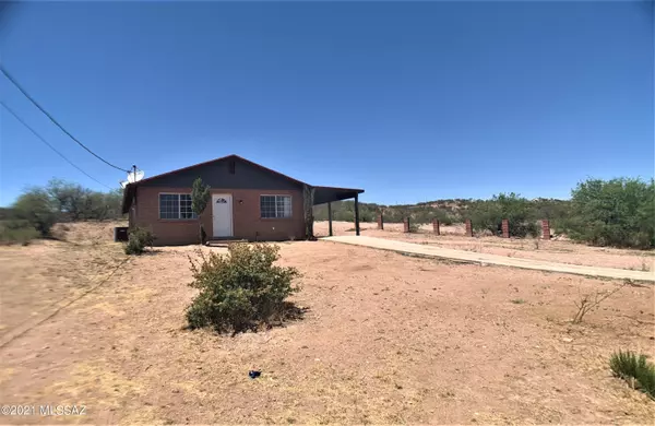 580 Ruben Court, Rio Rico, AZ 85648