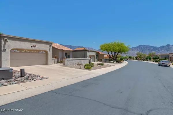 Oro Valley, AZ 85755,14318 N Copperstone Drive