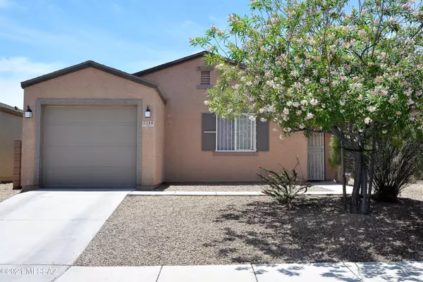 5240 E Desert Straw Lane, Tucson, AZ 85756