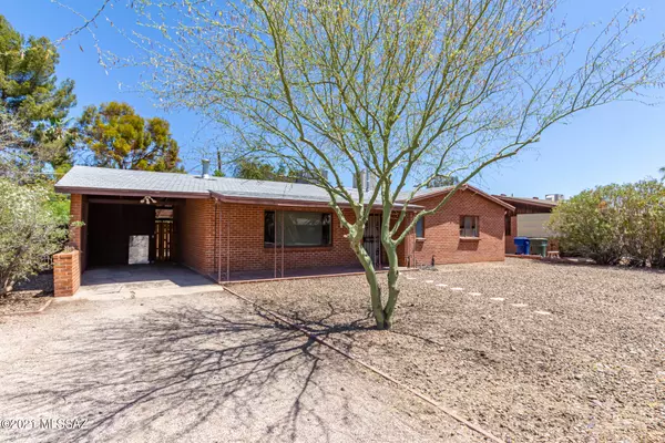 Tucson, AZ 85712,3933 E Hampton Place