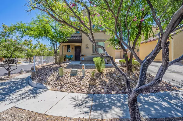 6001 S Raven Rock Road, Tucson, AZ 85747