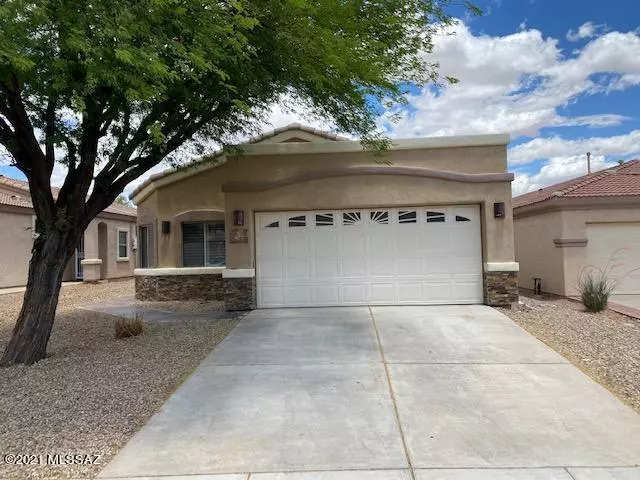 477 E Camino Rancho Seguro, Sahuarita, AZ 85629