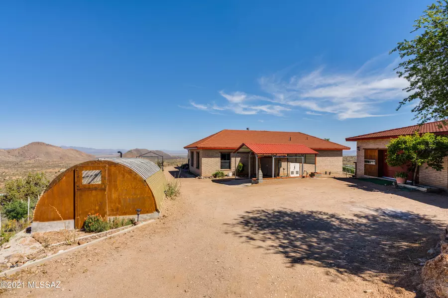 6411 W Copper Belle Road, Pearce, AZ 85625