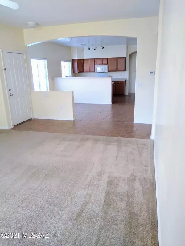 Sahuarita, AZ 85629,493 E Placita Nodo