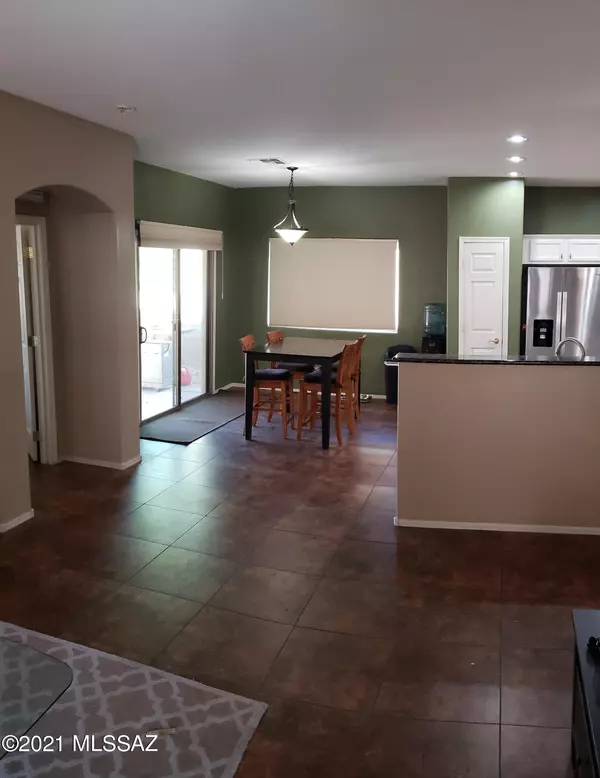 Sahuarita, AZ 85629,431 E Camino Rancho Redondo