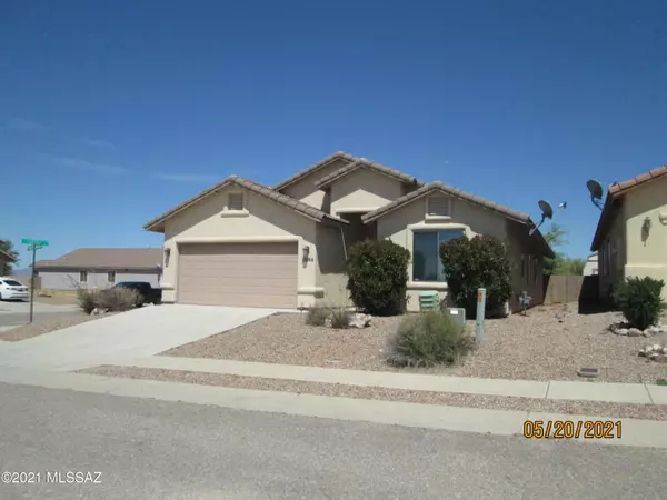 1684 Tenen Pass Drive, Benson, AZ 85602