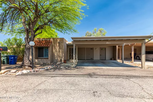 1820 S Sunshine Place, Tucson, AZ 85748