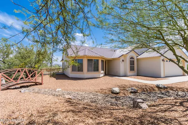 Benson, AZ 85602,858 S Ridge Place