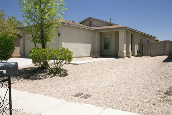 1063 W Calle Del Libro Dorado, Sahuarita, AZ 85629