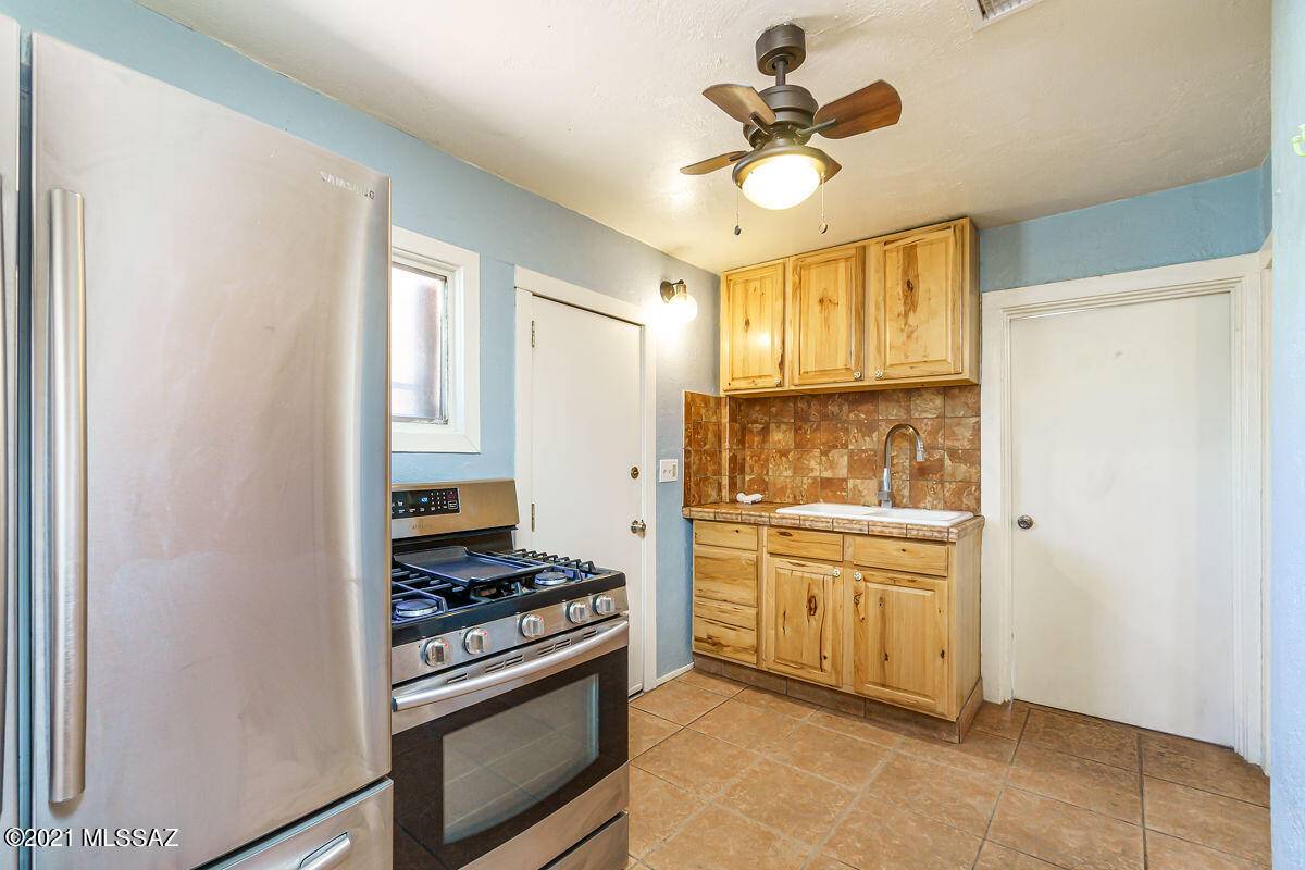 Tucson, AZ 85705,1824 N 3rd Avenue