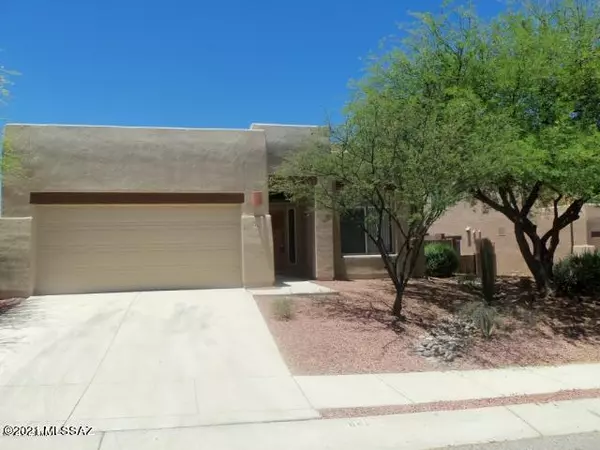 841 N Promontory Drive, Tucson, AZ 85748