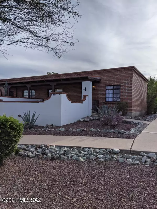 250 S Paseo Madera  #D, Green Valley, AZ 85614