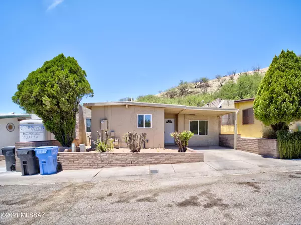 2247 N Monte Carlo Place, Nogales, AZ 85621