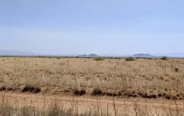 Pearce, AZ 85625,1.07 ACRE off N. Cloud Road #-