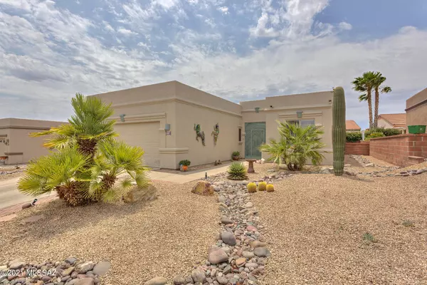 Green Valley, AZ 85614,891 W Union Bell Drive