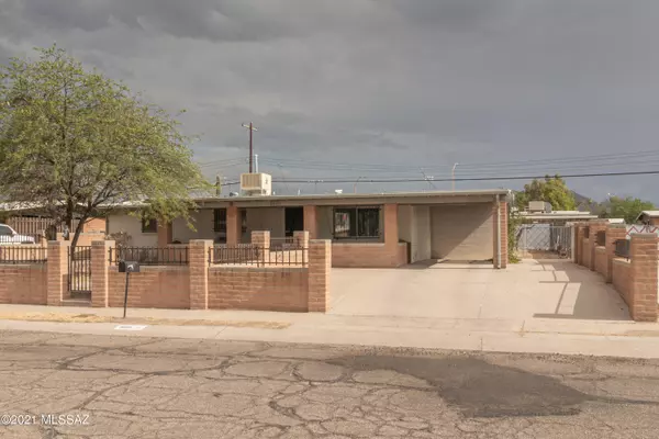 1825 W Linden Street, Tucson, AZ 85745