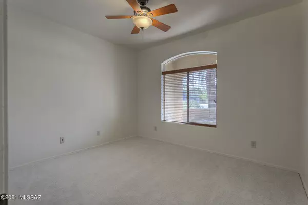 Sahuarita, AZ 85629,249 E Placita Lago Del Encanto