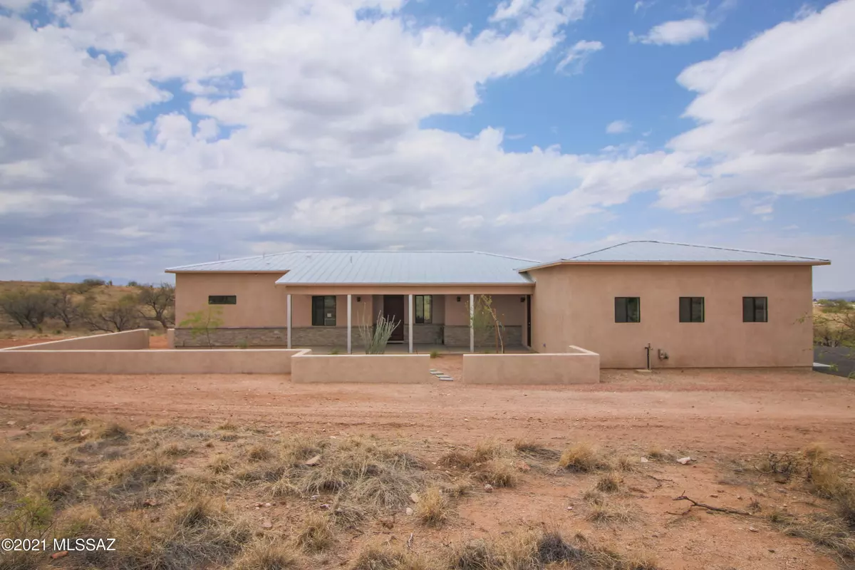 Benson, AZ 85602,1362 S Cattleman Loop