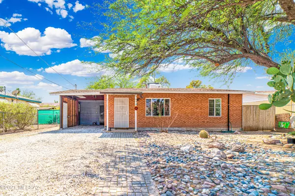 2703 N La Verne Avenue, Tucson, AZ 85712