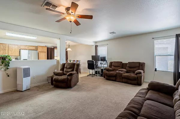 Sahuarita, AZ 85629,14542 S Camino Vendaval