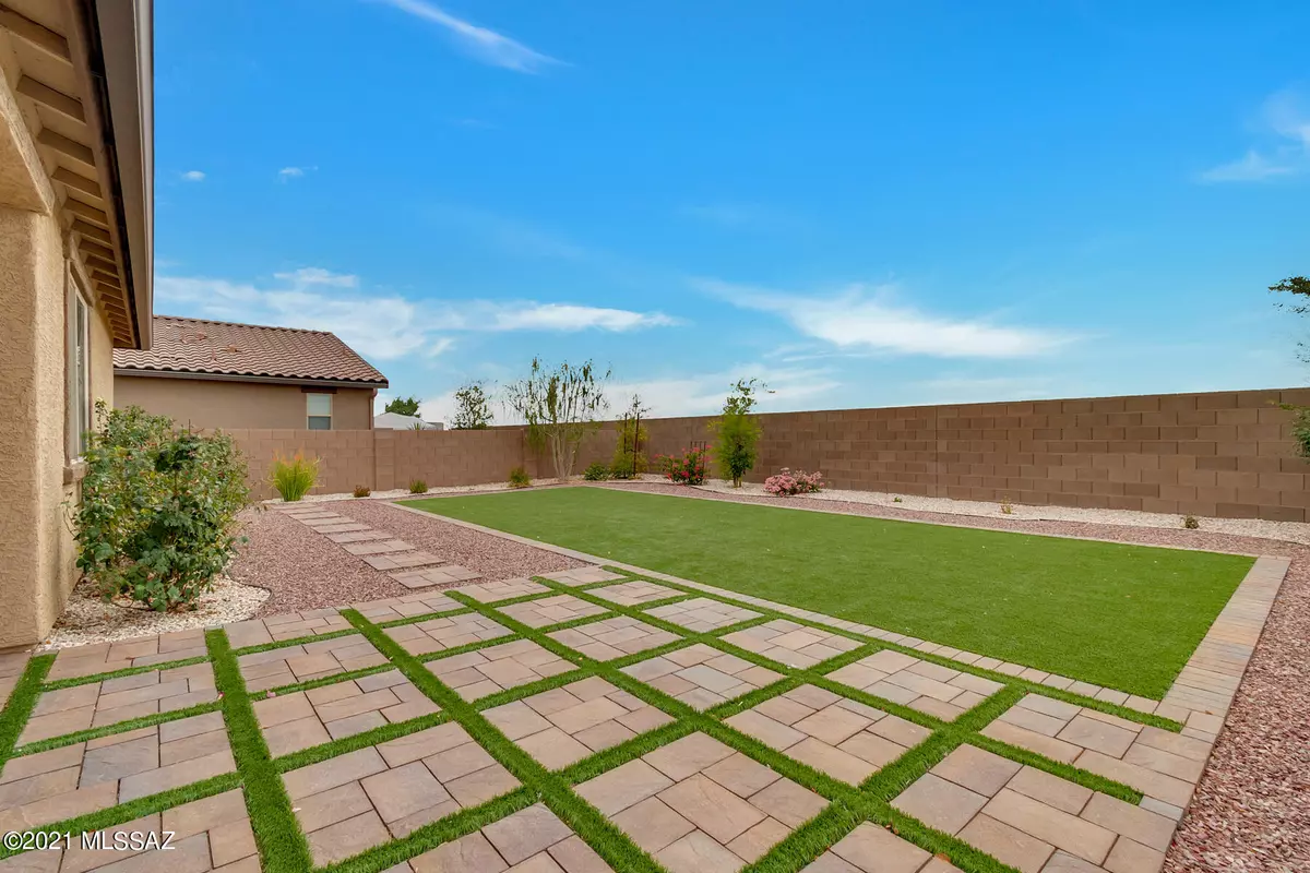 Marana, AZ 85653,12173 N Lazy River Drive