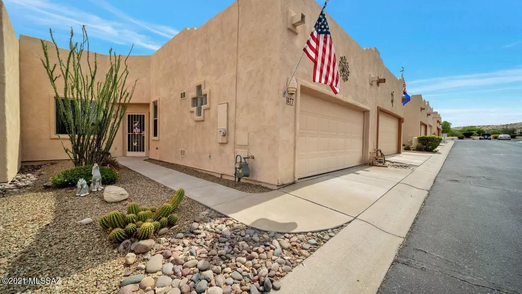 477 W Deerwood Lane, Green Valley, AZ 85614