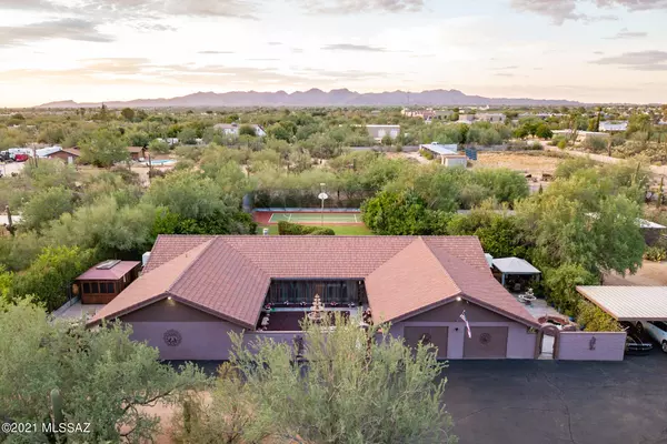 4250 W Cortaro Farms Road, Tucson, AZ 85742