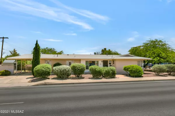 802 N Craycroft Road, Tucson, AZ 85711