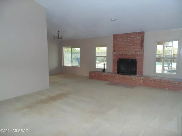 Tucson, AZ 85730,10600 Breckinridge DriveE