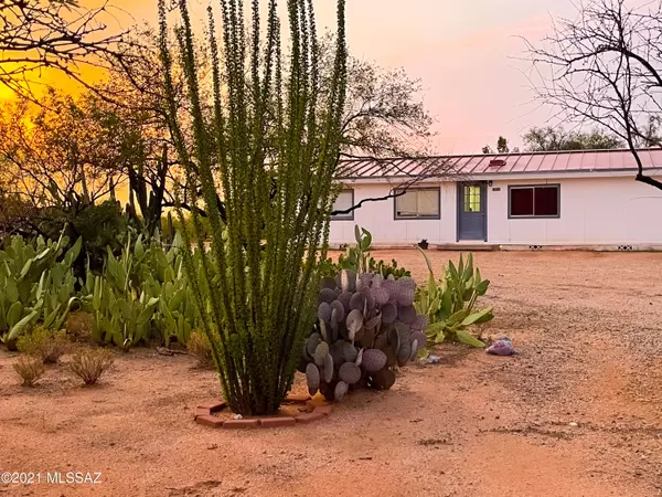 11970 W Kathie Ann Place, Tucson, AZ 85735