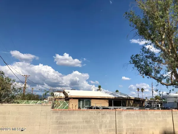 1525 S Jefferson Avenue, Tucson, AZ 85711