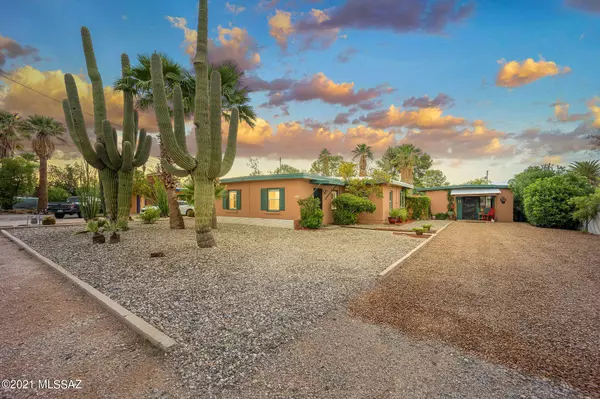 3233 E Willard Street, Tucson, AZ 85716