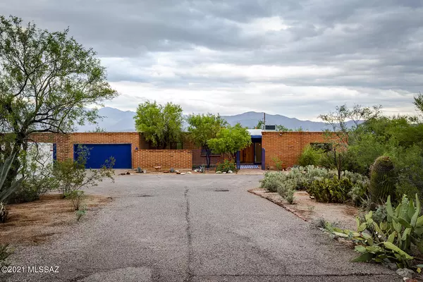 11631 E Calle Aurora, Tucson, AZ 85748