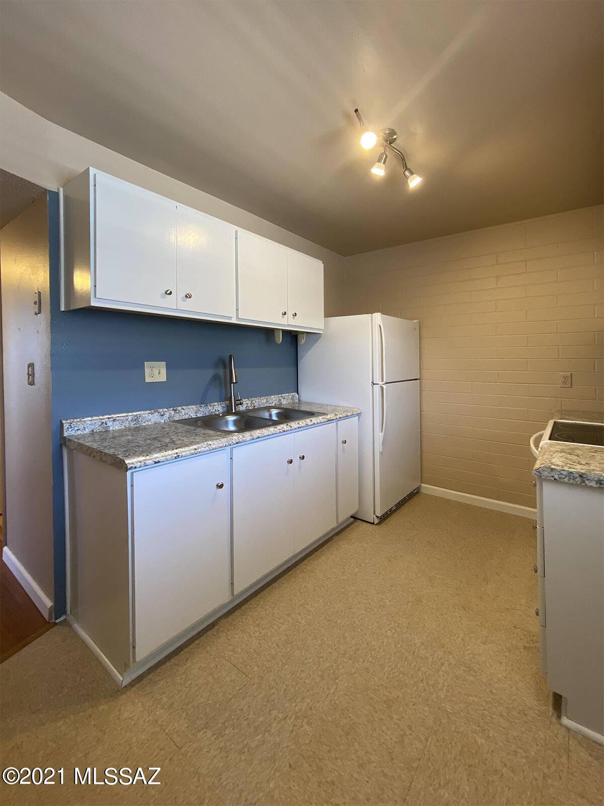 1745 S Jones  #K 212, Tucson, AZ 85713