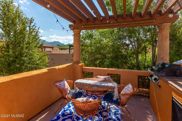 Tubac, AZ 85646,903 Lombard Way