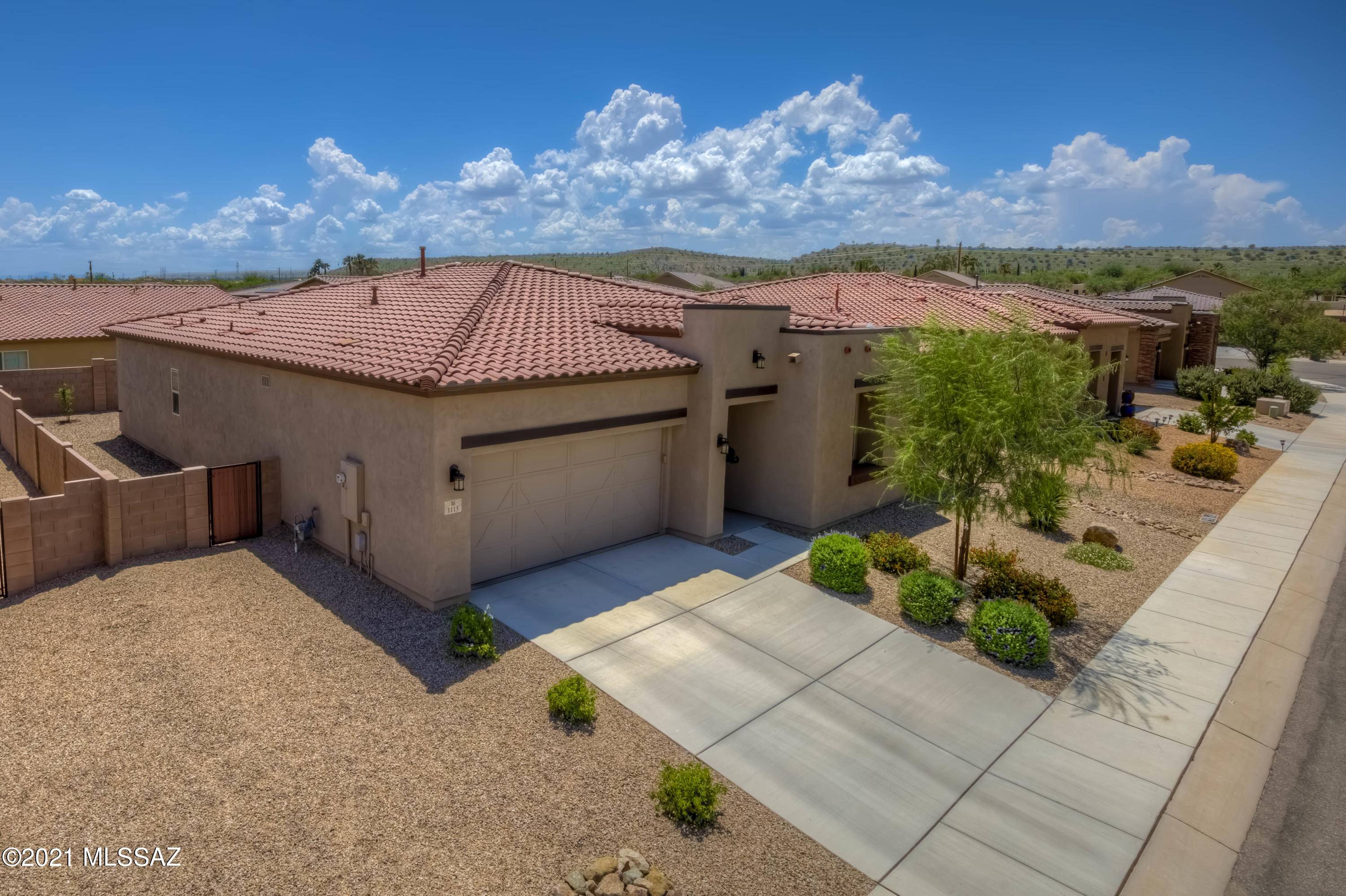 Sahuarita, AZ 85629,1113 W Golden Meadow Path