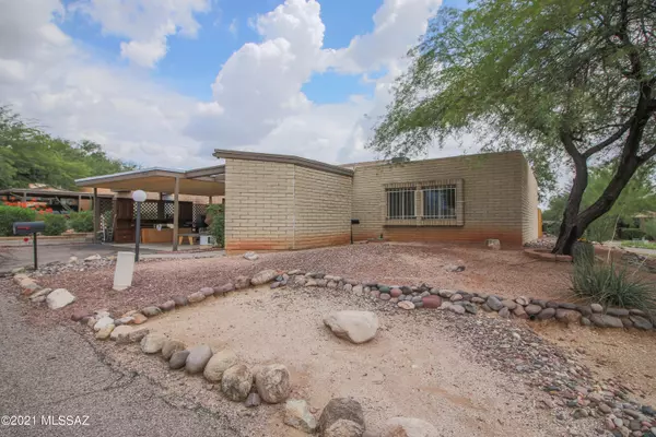 9740 E Sunburst Drive, Tucson, AZ 85748