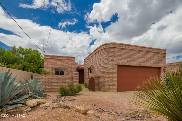 2819 N Richey Boulevard, Tucson, AZ 85716