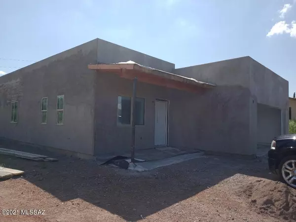 99 E Ruby Road, Rio Rico, AZ 85648