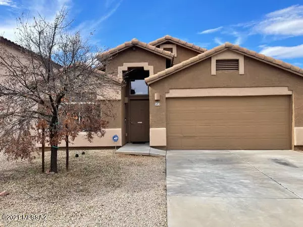 572 W Calle Franja Verde, Sahuarita, AZ 85629