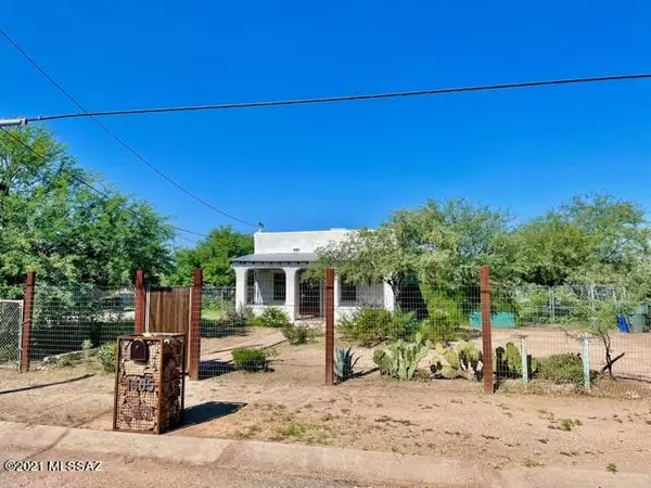 1405 N Riverview Boulevard, Tucson, AZ 85745